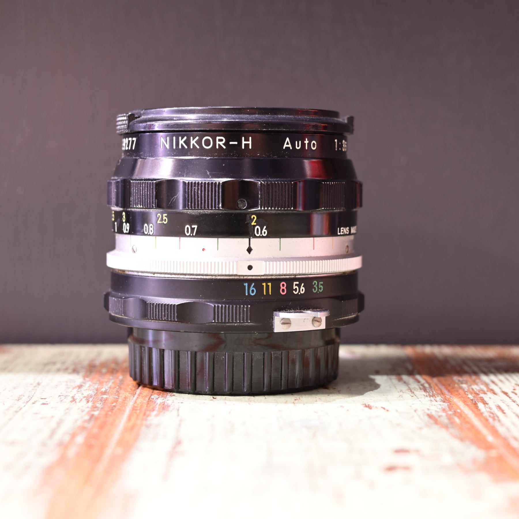 Nikon Nikkor-H Auto 28mm F3.5 Non-Ai Lens Near MINT Japan #3356
